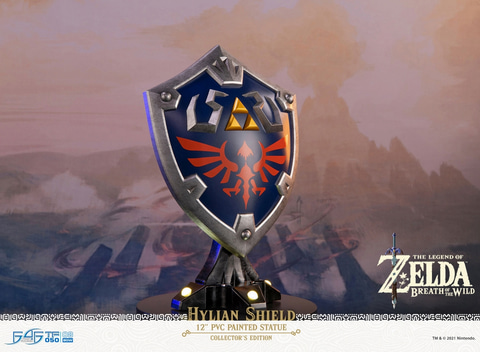 Hylian Shield detail
