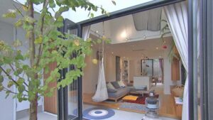 2つの庭”で風が吹き抜ける開放的な住まい『渡辺篤史の建もの探訪 ...