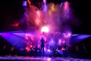 女王蜂ツアー「PERSONAL DISTANCE」開幕、真摯なパフォーマンス ...