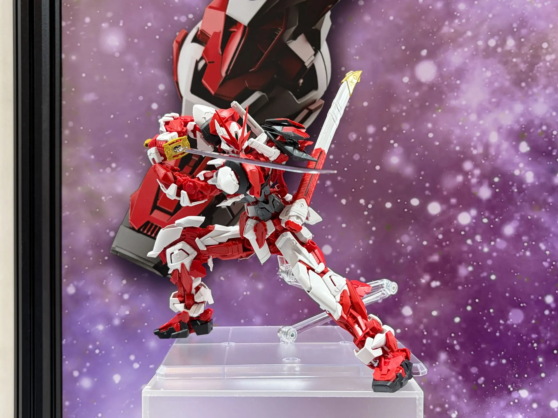 detail hg
