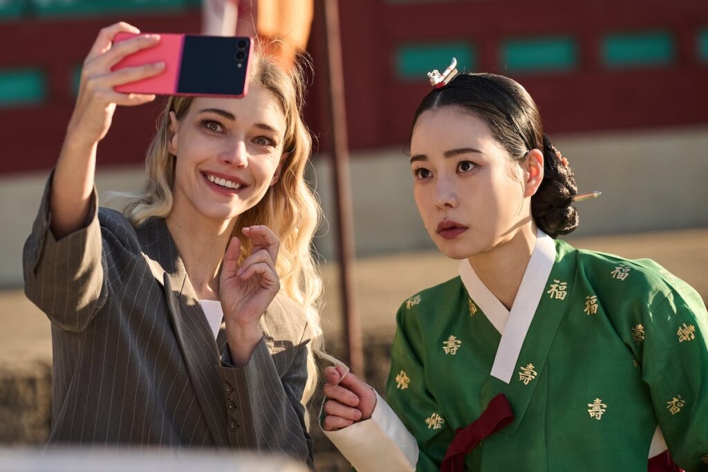 イム・ジヨン、『素晴らしき新世界』でコメディエンヌの才能開花 振り幅のある芝居の安定感（リアルサウンド） - Yahoo!ニュース