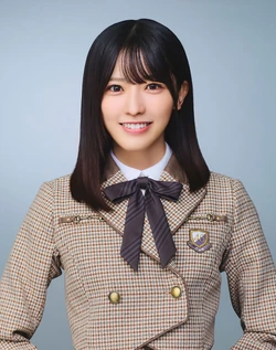 Okoshi Hinano - potret Oktober 2025