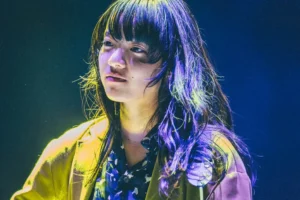 Japan's Aimyon Owns Stage at First Budokan Concert With Only Acoustic Guitar