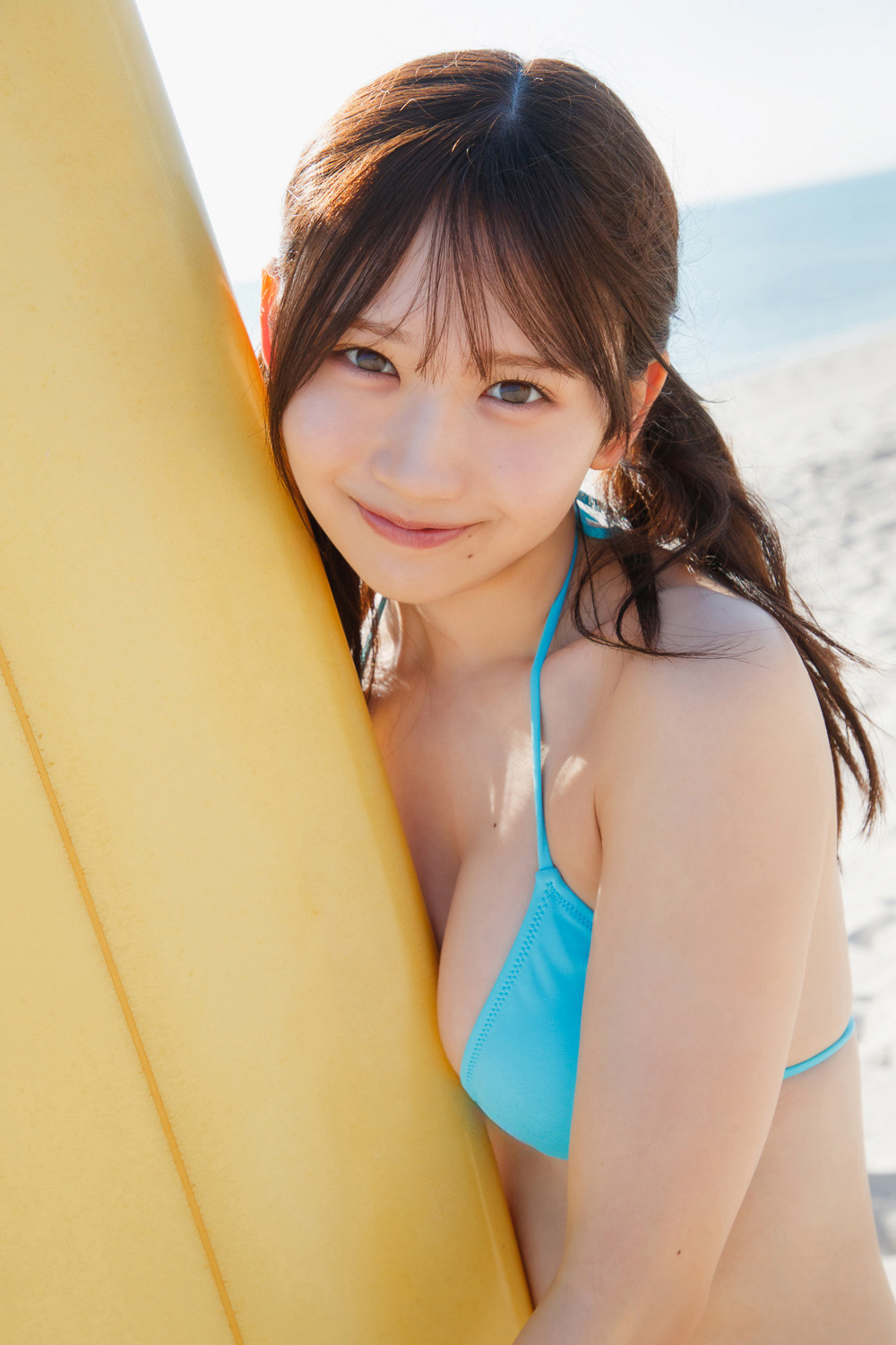 Hinatazaka46's Kaho Fujishima afslører billeder af badedr...