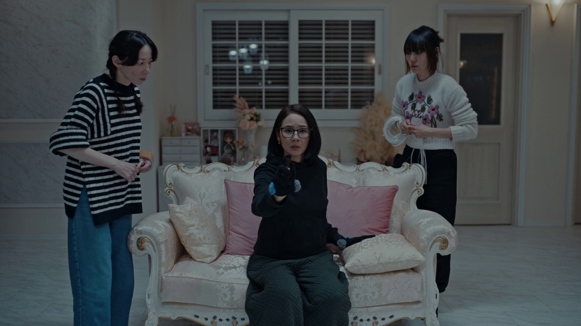 Kami Hiraiwa – Windows on Worlds