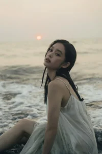 เปิดจอง Takaishi Akari 2nd Photo Book 「melt」｜artozaka46