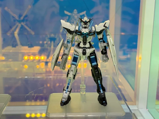 RG 1/144 Marine Crossbone X-1, Fubuki Exia and Hololive RX-78-2 on display at Tokyo Toy Show : r/Hololive