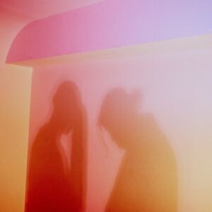 ラップスタアで注目を浴びたksr:3とMARONIがコラボ、「something foreign」配信（音楽ナタリー） - Yahoo!ニュース
