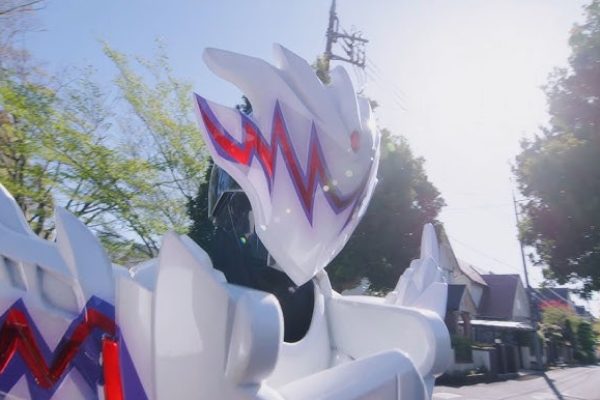 「ガヴ」最凶最悪の敵・仮面ライダーカリエス出現！映画『仮面ライダーガヴ　お菓子の家の侵略者』『ナンバーワン戦隊ゴジュウジャー　復活のテガソード』本予告編