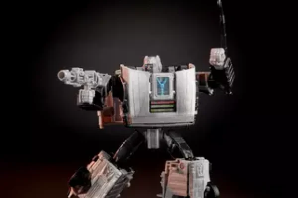 Transformers Collaborative: Back to the Future Gigawatt Action Figure - Hasbro Pulse