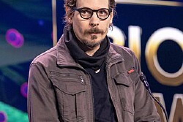 Lucas Pope - Wikipedia