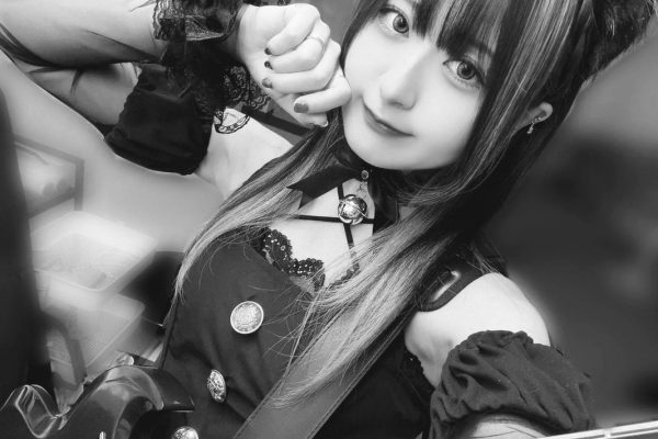Nekozuki Mei, guitarist for the 'BanG Dream!' backup band and a performer with Millsage, Ikka DumbRock!, and The Last Diamond, has passed away