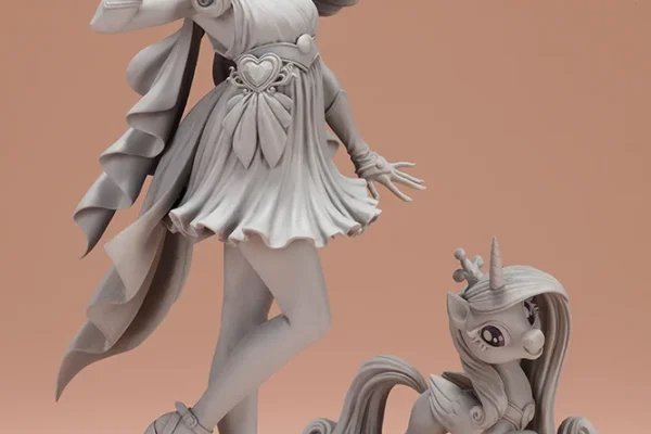 Kotobukiya Official on X: "＼SNEAK PEEK AND SCULPT REVEAL／ Check out the first reveal of the sculpt for MY LITTLE PONY BISHOUJO series Princess Cadance! Here is also a sneak peek of the silhouette for Queen Chrysalis ️ The sculpt is on display ...