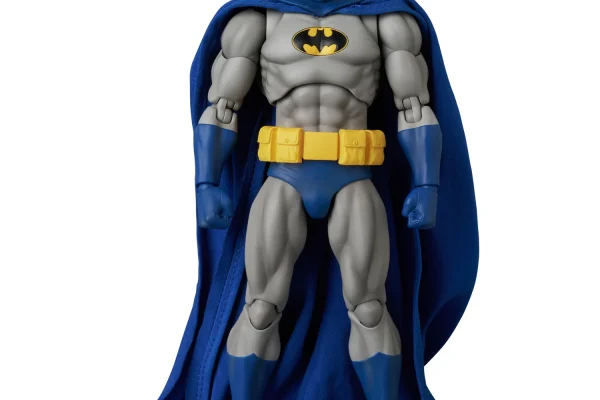 DC Comics MAFEX Batman (Recollection Blue Ver.) Action Figure