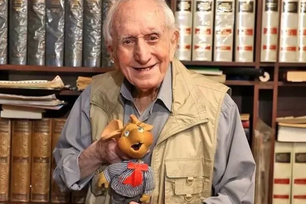 Peppino Mazzullo, Voice of Topo Gigio, the Italian Mouse Puppet on 'Ed Sullivan', Dies at 100 | SCIFI.radio