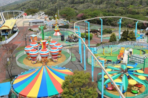 Ikoma Sanjo Amusement Park | A free amusement park with spectacular views and night views | OSAKA-INFO